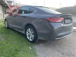 Chrysler 200